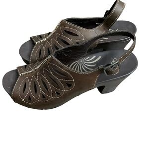 Dansko Brown Peep Toe Cutout Block Heel Sandals Size 40